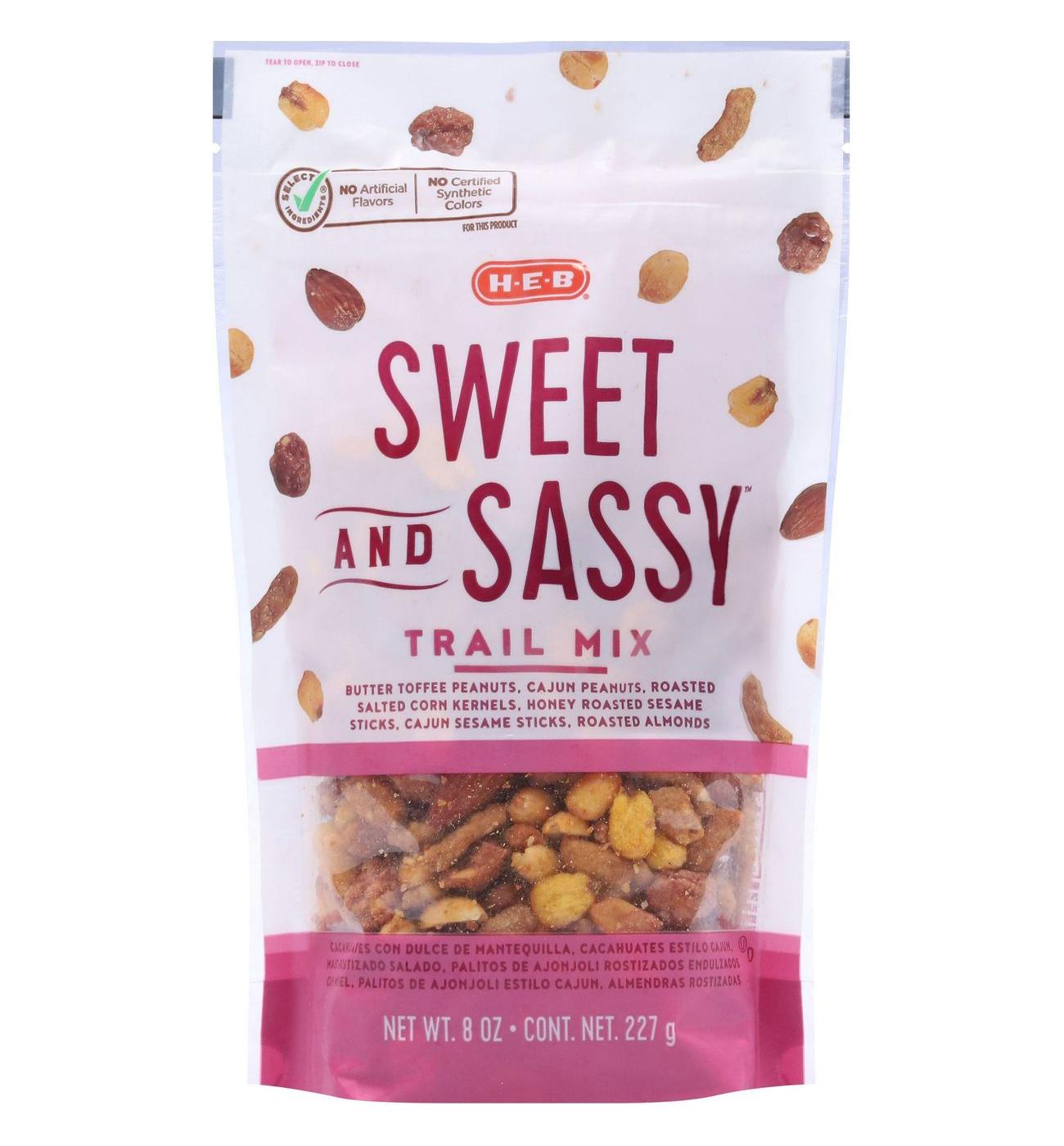 H-E-B Sweet & Sassy Trail Mix; image 1 of 4