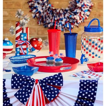FC Young Patriotic Firecrackers Tabletop Decor