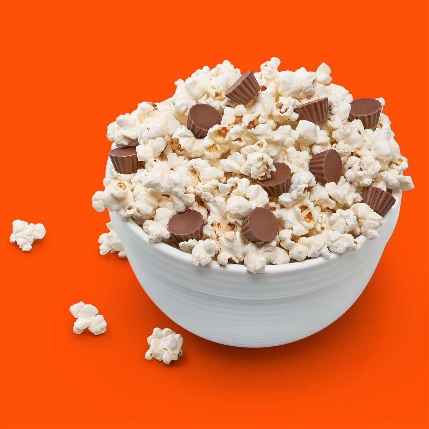 Reese's Minis Milk Chocolate Peanut Butter Cups Candy Bag; image 2 of 7