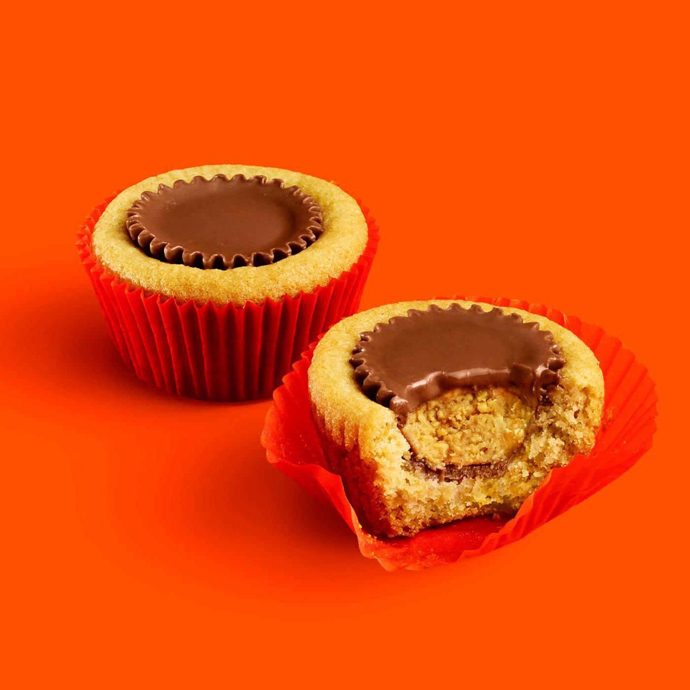 Reese's Miniature Peanut Butter Cups Candy - Party Pack - Shop Candy at  H-E-B