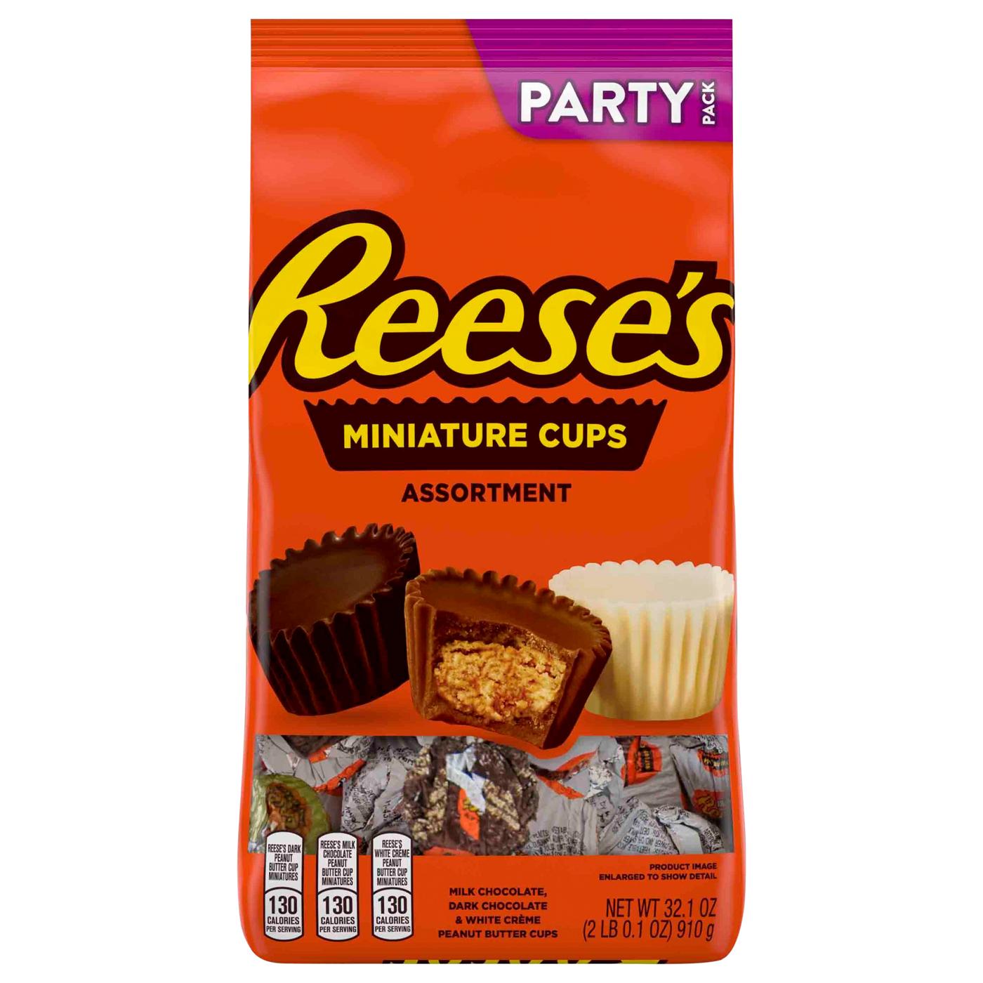 Reese's Milk Chocolate Peanut Butter Snack Size Assortment Party Pack -  Shop Candy at H-E-B