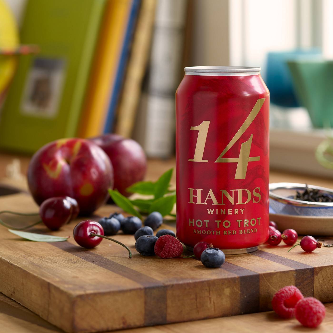 14 Hands Hot to Trot Smooth Red Blend Wine Can; image 2 of 4