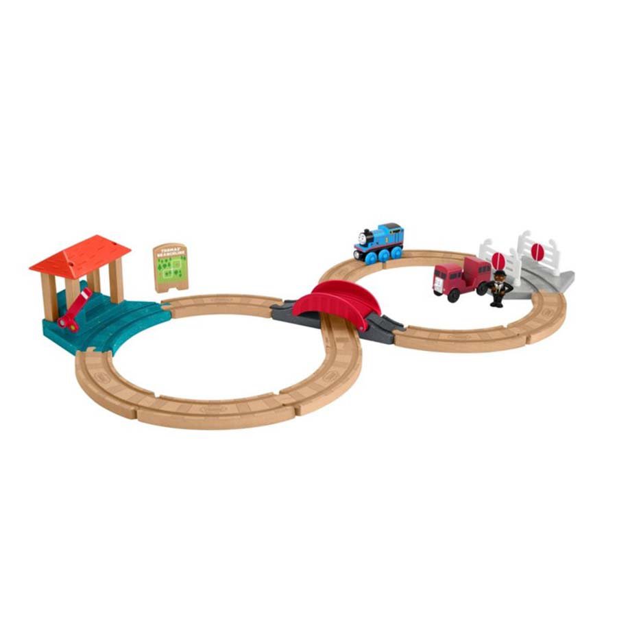 thomas and friends racing track