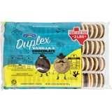 Hill Country Fare Duplex Vanilla & Chocolate Creme Sandwich Cookies - Texas-Size Pack, 2 lbs