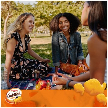 Goldfish Baked Cheddar Crackers Multipack, 30 ct