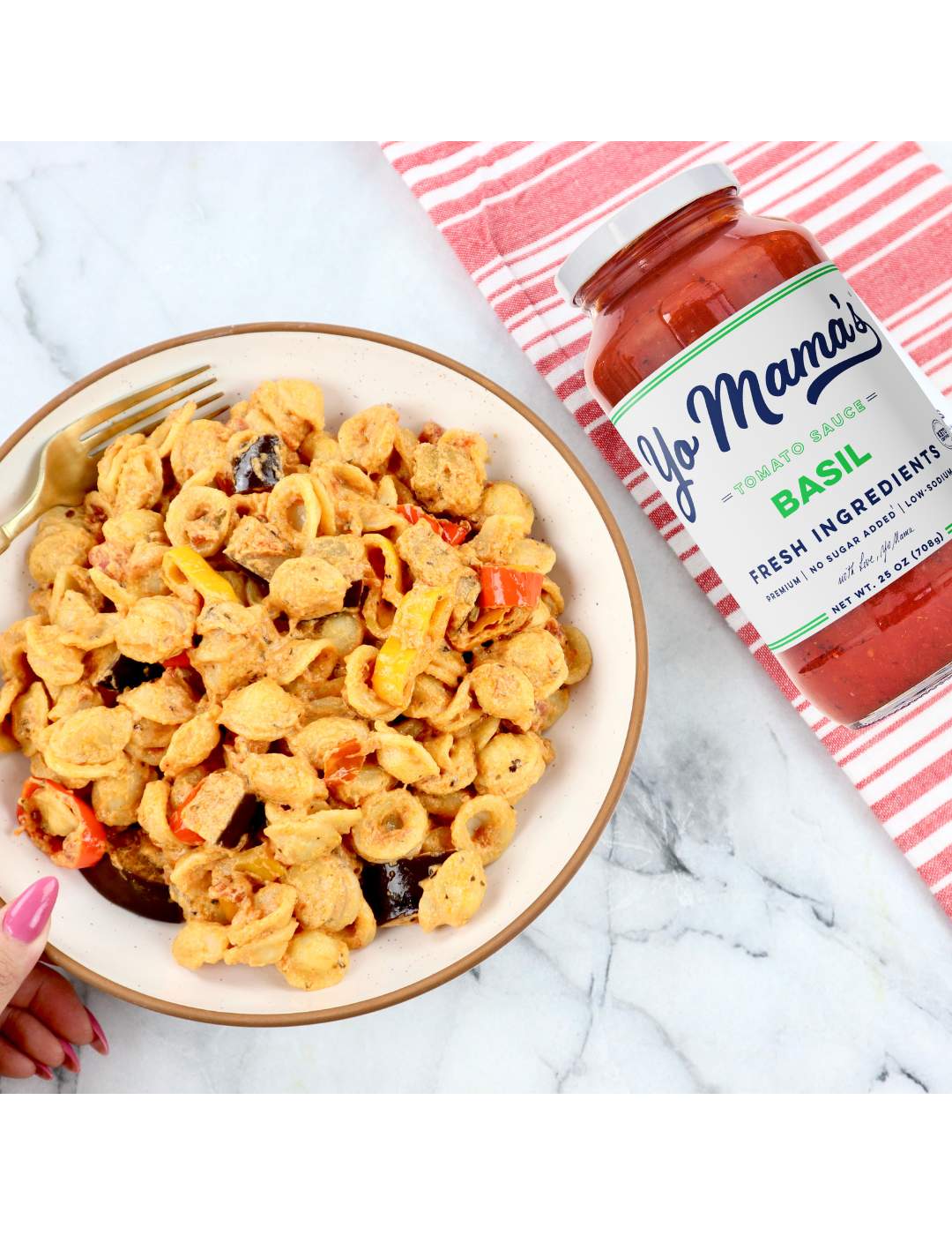 Yo Mama's Basil Pasta Sauce; image 6 of 8