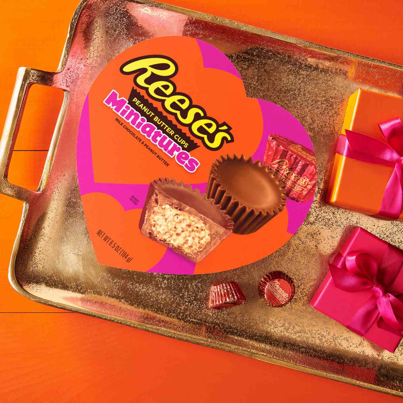 Reese's Miniatures Peanut Butter Cups Valentine's Candy Heart Gift Box; image 2 of 7