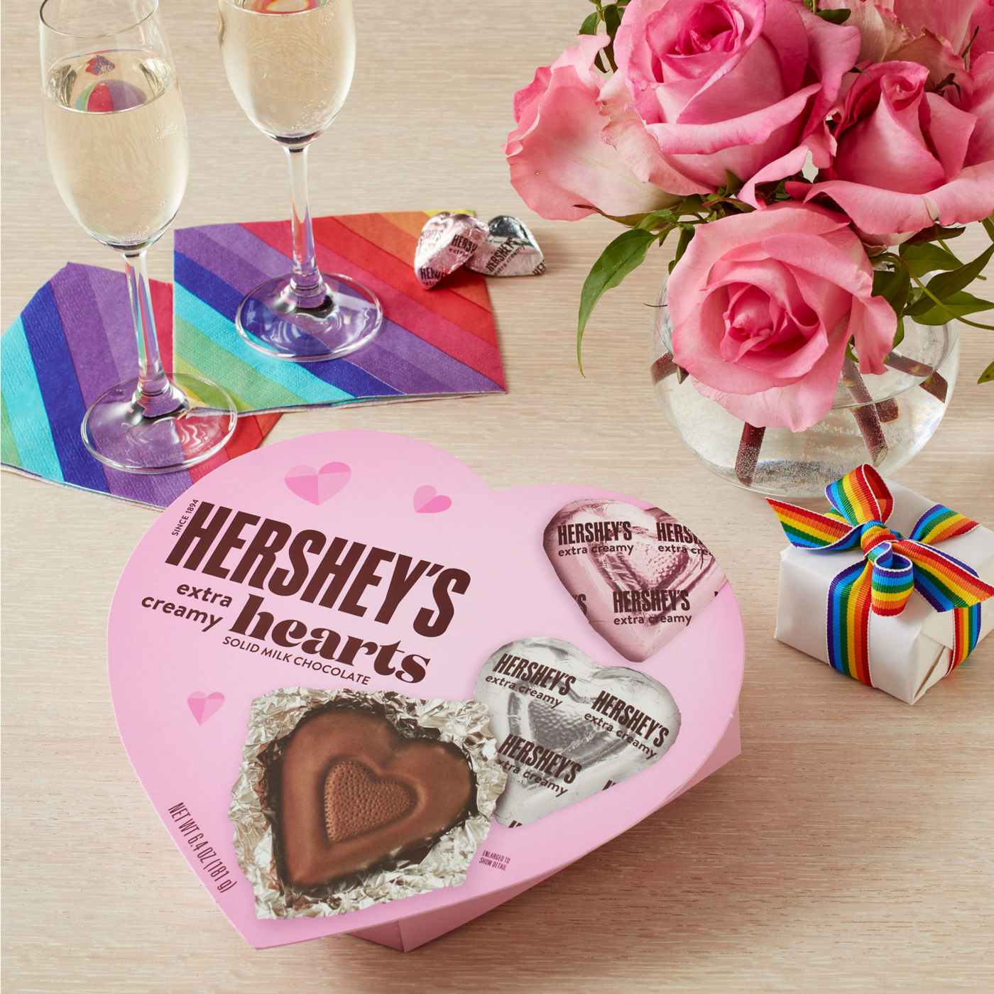 Hershey's Extra Creamy Milk Chocolate Hearts Valentine's Candy Gift Box; image 4 of 7