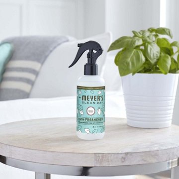Mrs. Meyer's Clean Day Basil Scent Room Spray