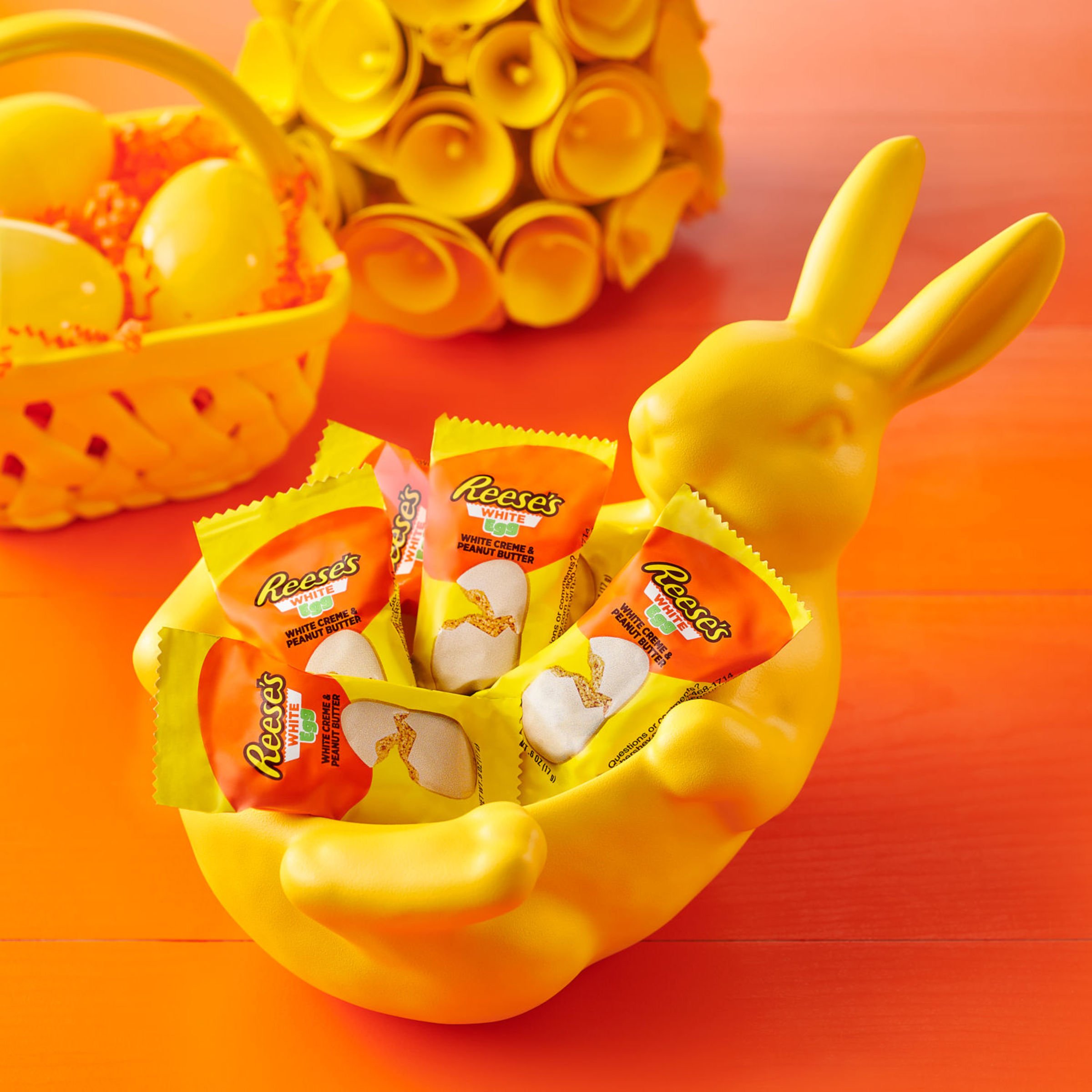 Reese's White Creme Peanut Butter Eggs - Easter Candy, 4 Bags (9.6 Oz Each) Exp DEC/2025