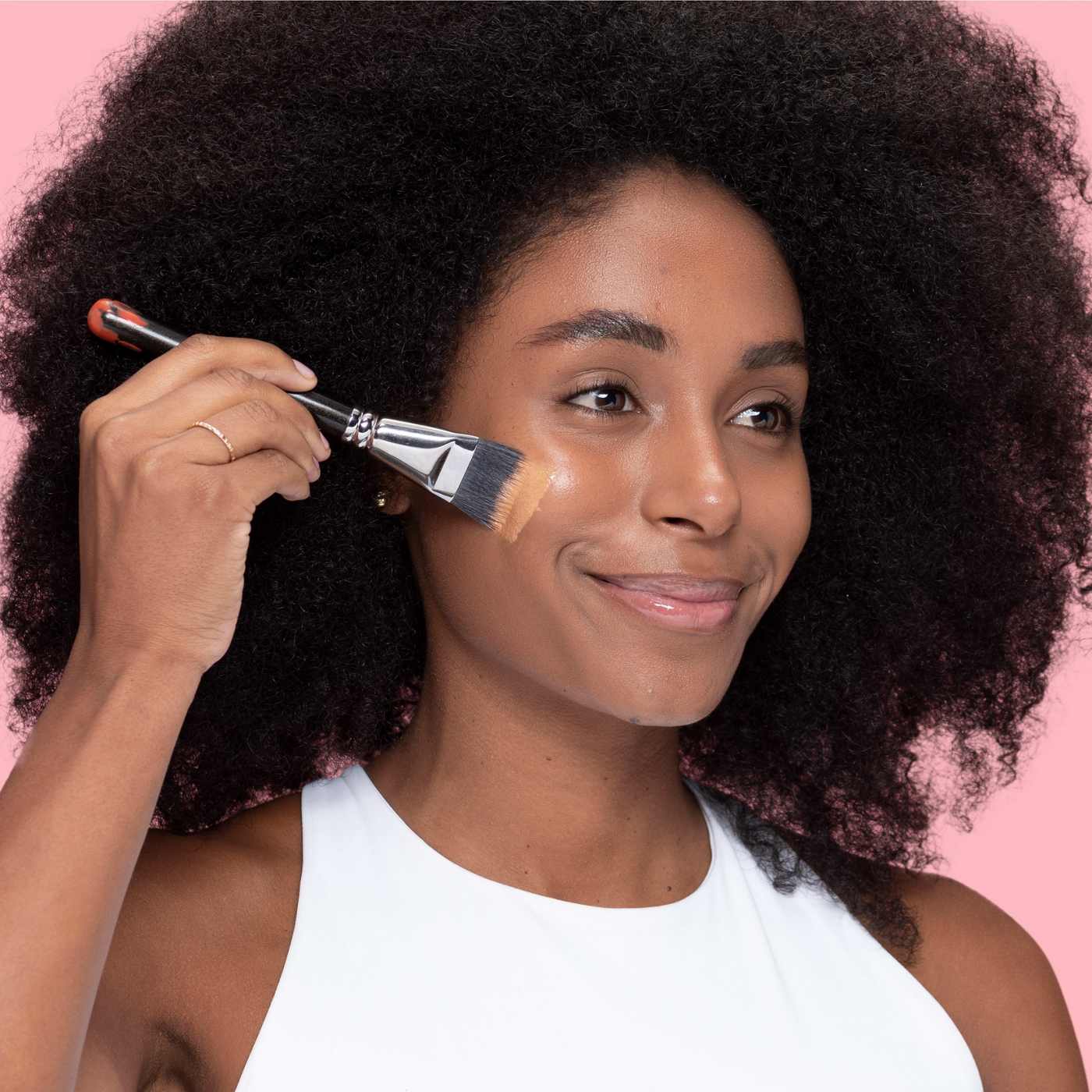 Neutrogena Radiant Tinted Facial Moisturizer - Sheer Ivory 10; image 5 of 11