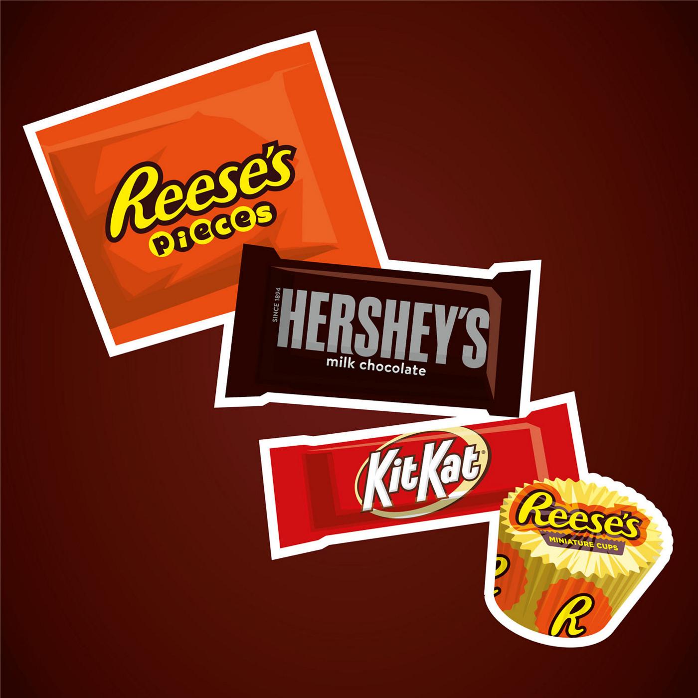 Snickers, Twix, Milky Way & 3 Musketeers Assorted Minis Chocolates Candy - Party  Size - Shop Candy at H-E-B