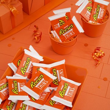 Reese's Thins White Creme Peanut Butter Cups Candy - Share Pack