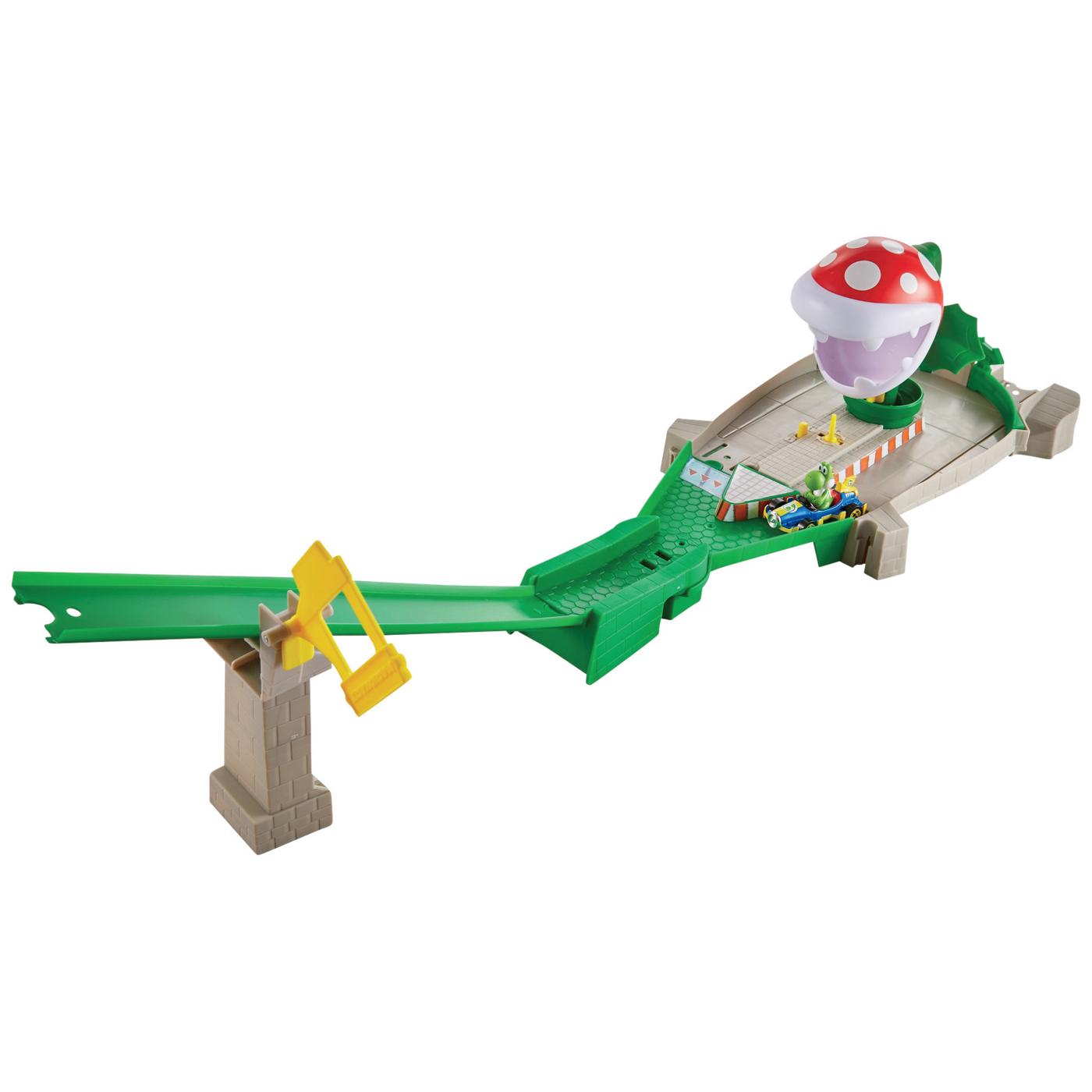 Hot Wheels Mario Kart Nemesis Track Set, Assorted; image 6 of 6
