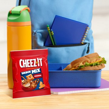 Cheez-It Classic Snack Mix, 9 oz