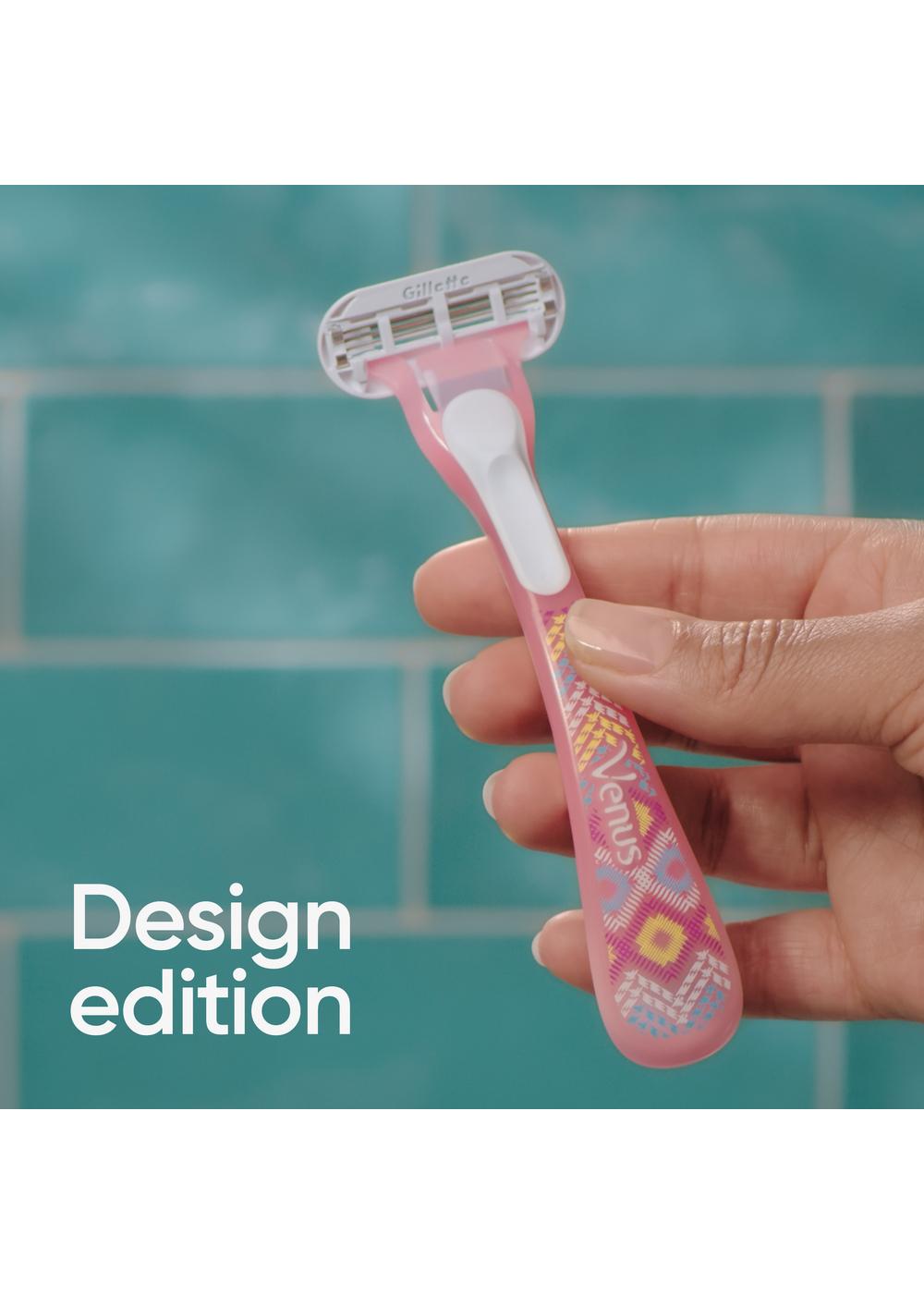 Gillette Venus Treasures Disposable Razors; image 6 of 9