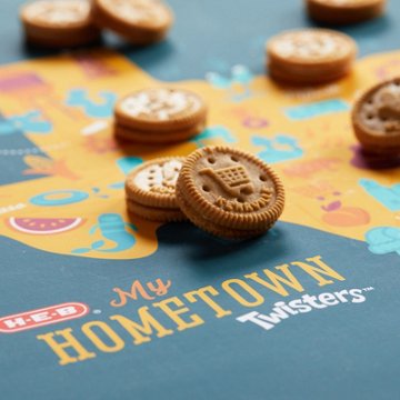 H-E-B Twisters Sandwich Cookies - My Hometown, 12 oz
