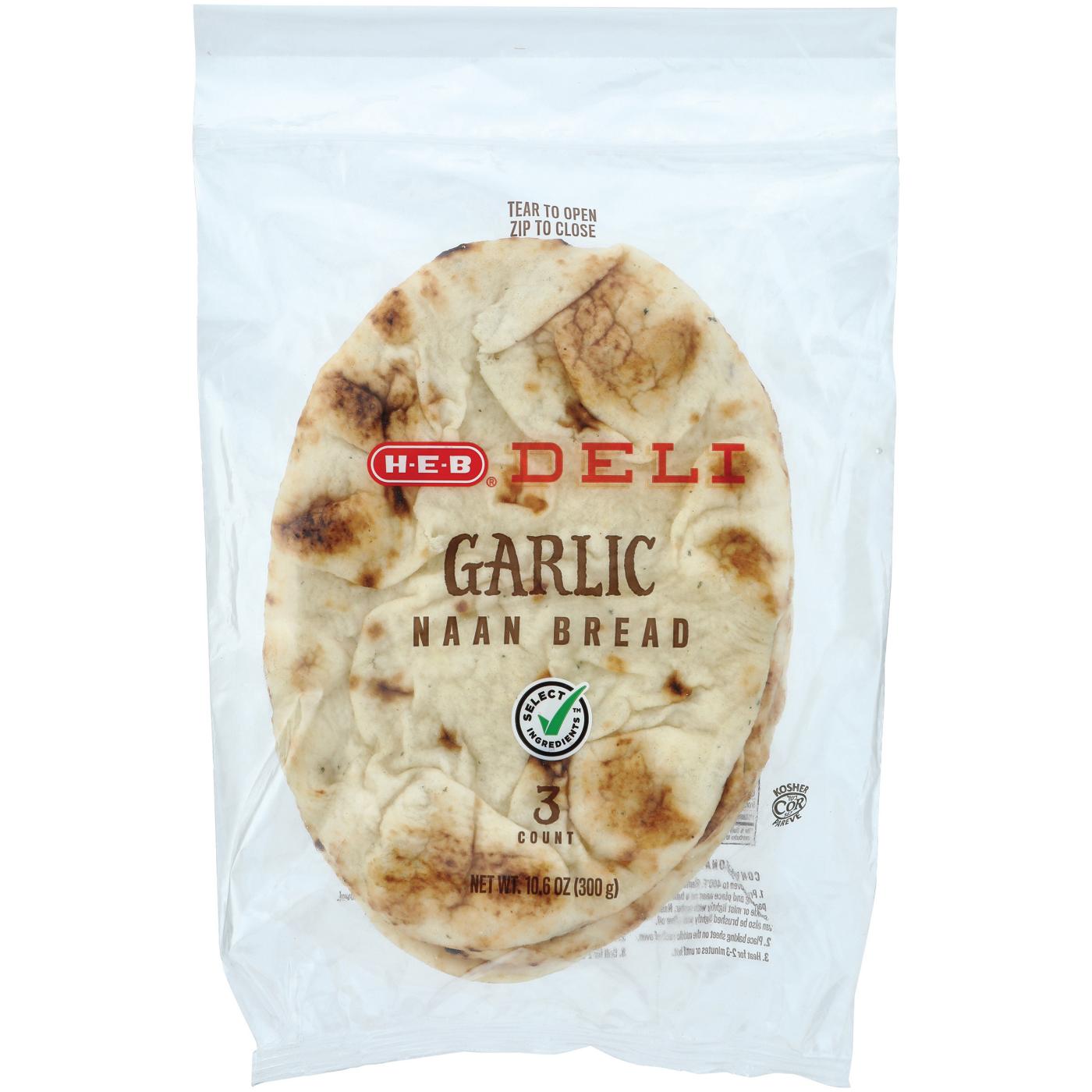 H-E-B Deli Naan Flatbread - Garlic; image 1 of 2