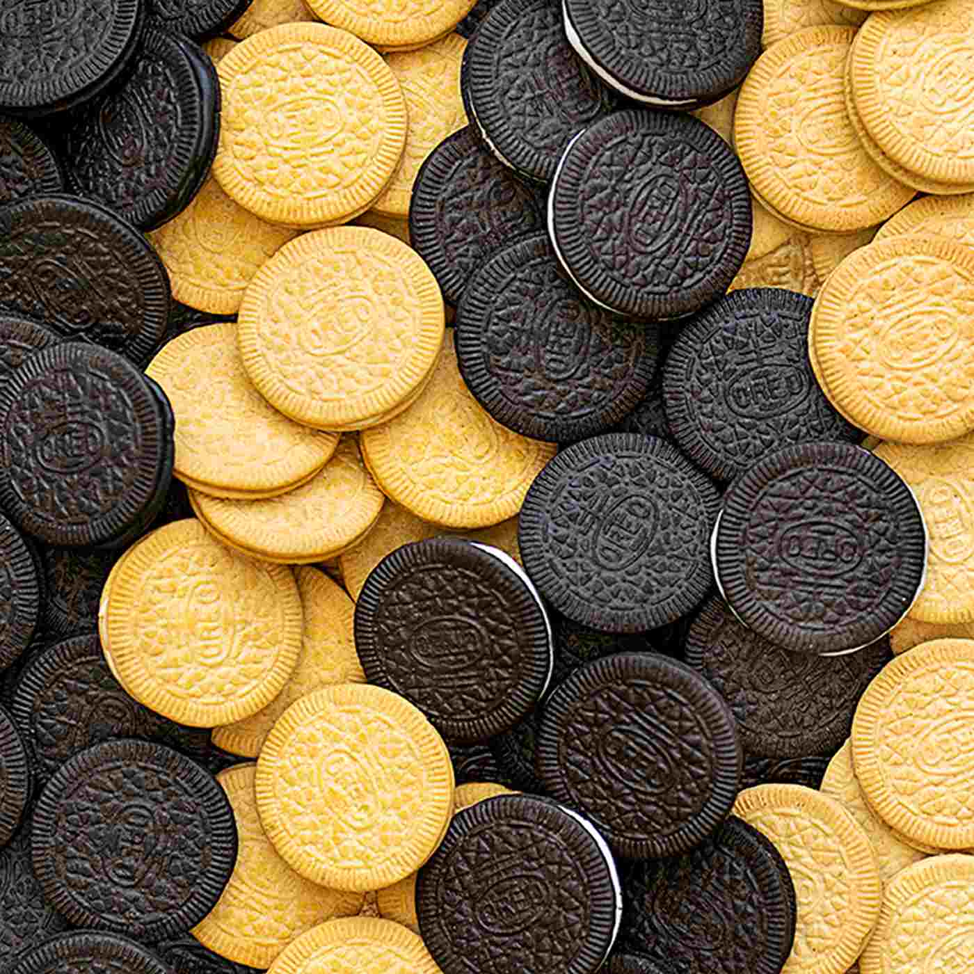 OREO Thins Golden Sandwich Cookies Family Size; image 8 of 16