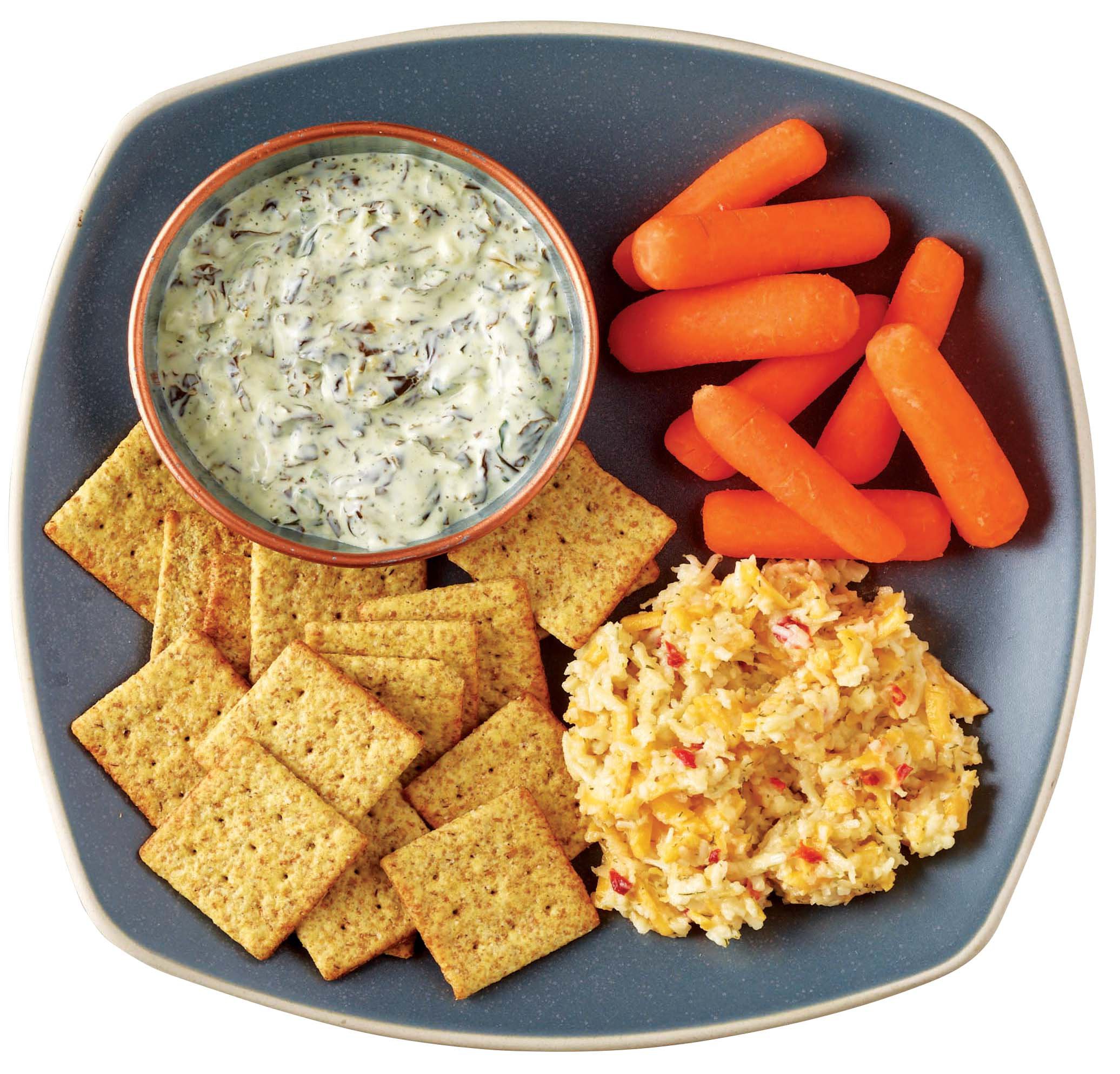 Meal Simple by H-E-B Snack Tray - Sugar Snap Peas, Carrots, Almonds, Hummus  & Trail Mix - Shop Snack Trays at H-E-B