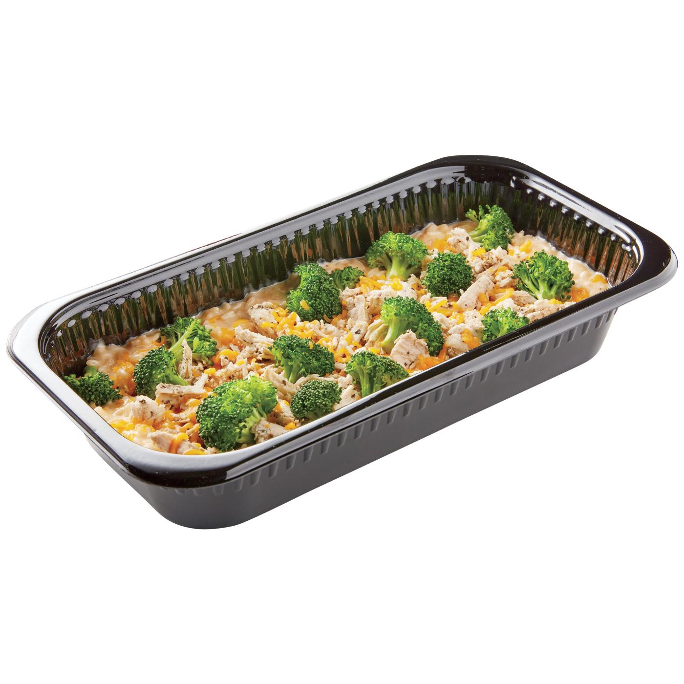 Meal Simple by H-E-B Chicken, Rice & Broccoli Casserole - Family Size; image 2 of 3