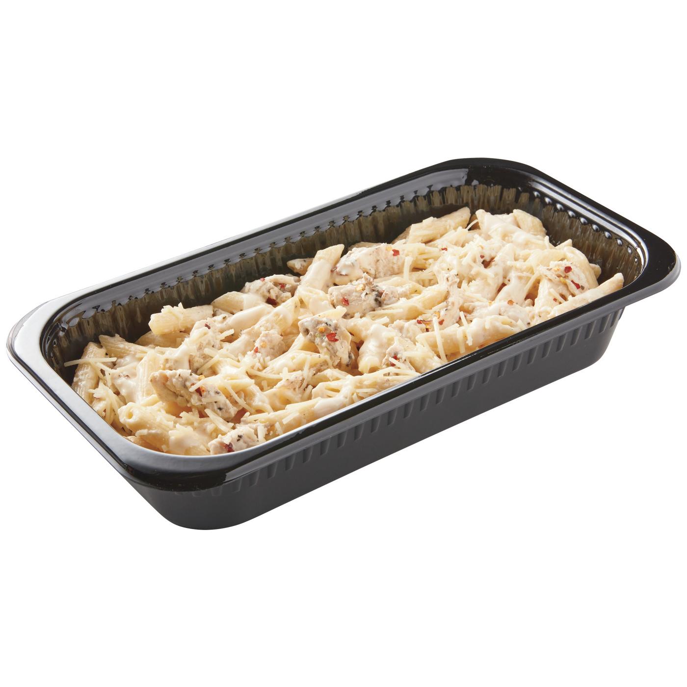 Meal Simple by H-E-B Chicken Alfredo Penne Pasta - Family Size; image 2 of 3