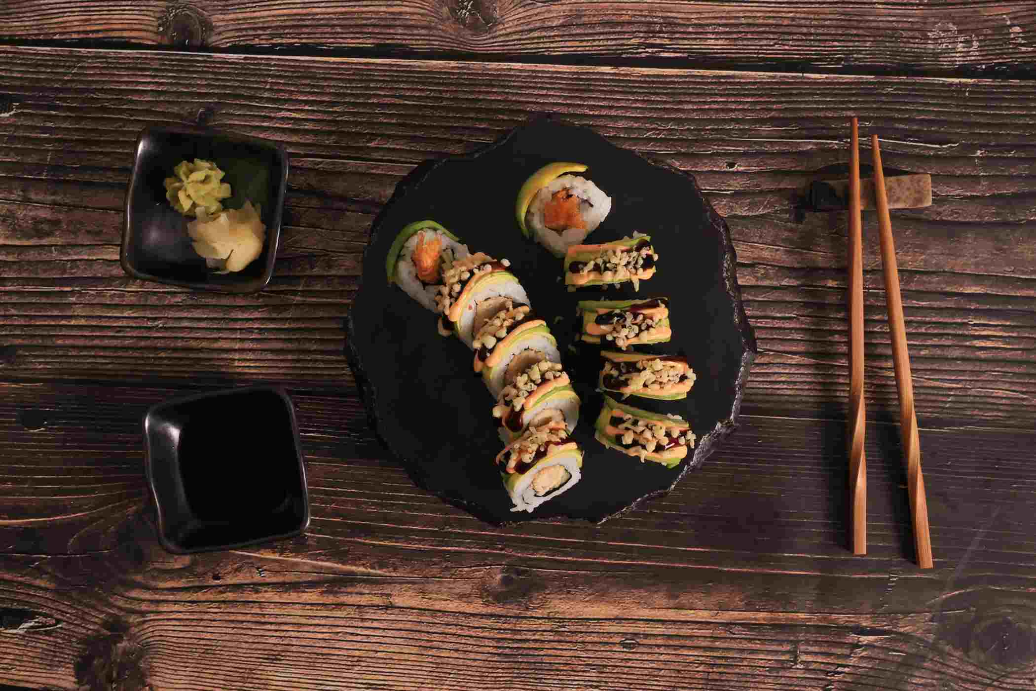 H-E-B Sushiya Lubbock Sushi Roll; image 2 of 4