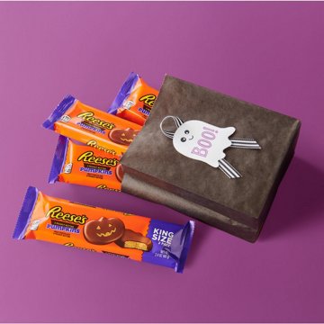Reese's Milk Chocolate Peanut Butter Pumpkins Halloween Candy - King Size