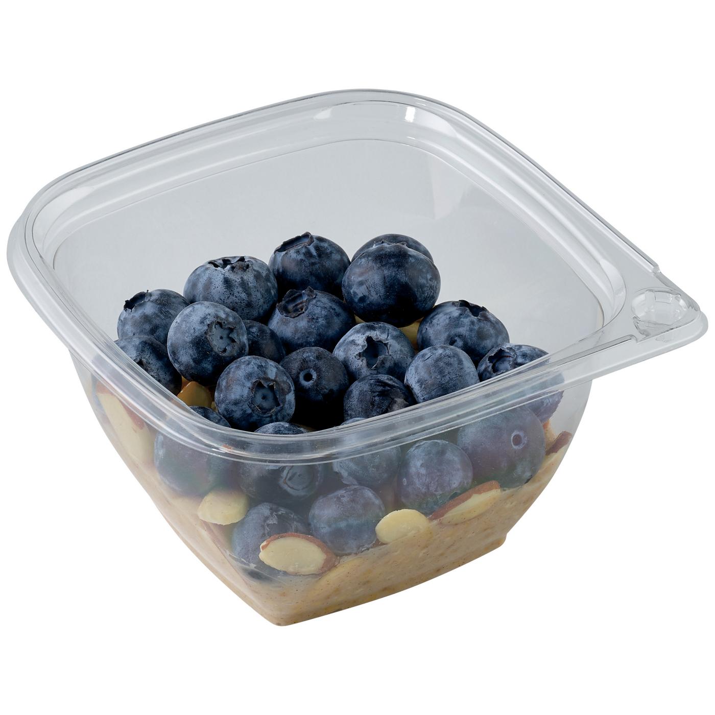Meal Simple by H-E-B Overnight Oats - Blueberry & Almonds (Sold Cold); image 1 of 3