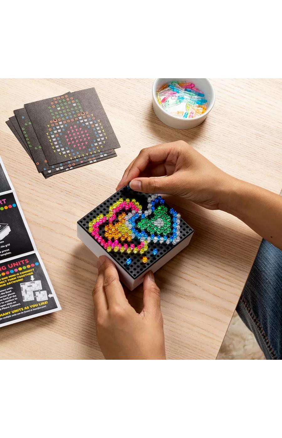 Lite-Brite Mini-X Connect; image 4 of 7