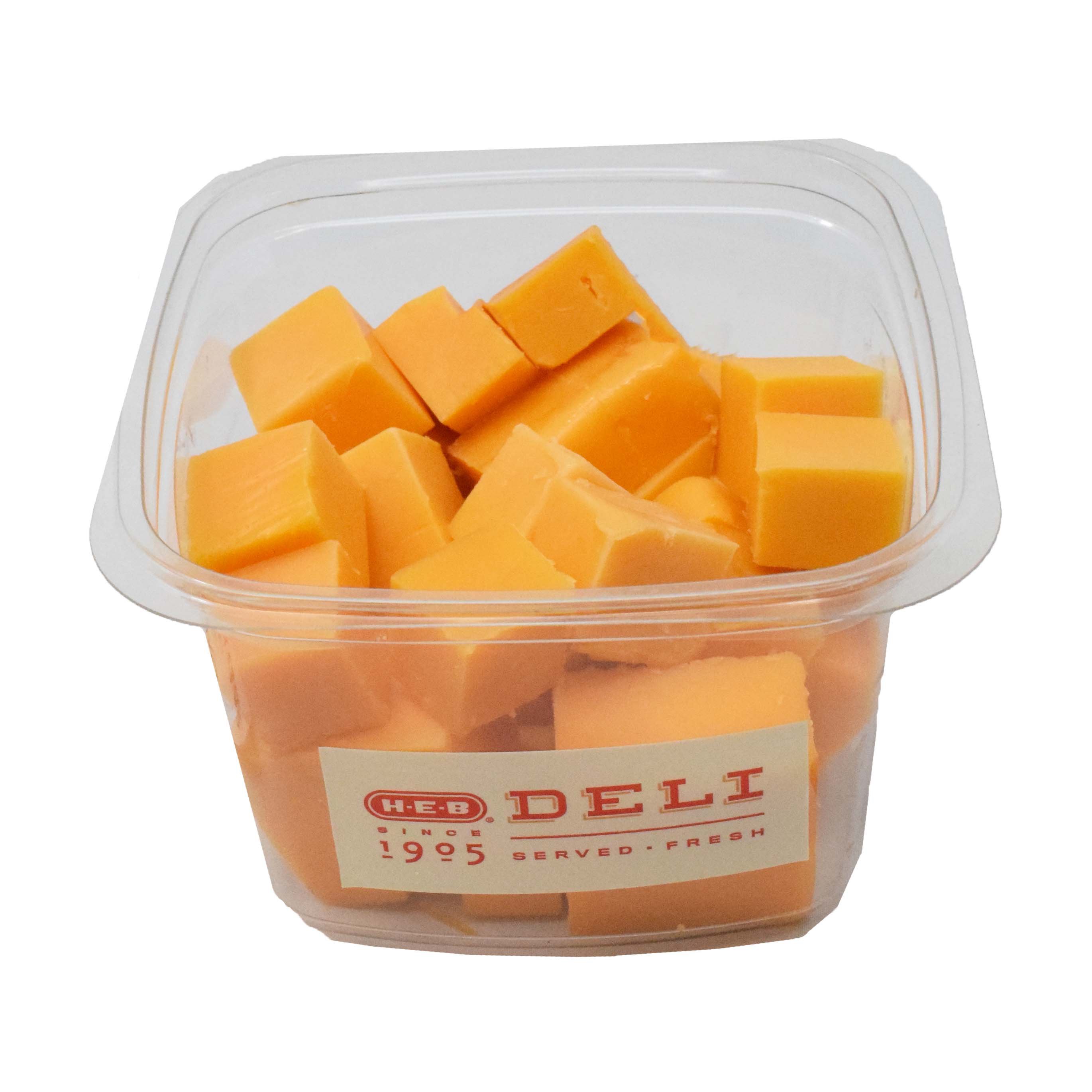 H-E-B Deli Post Oak-Smoked Cheddar Cheese Cubes, Avg. 0.48 lb