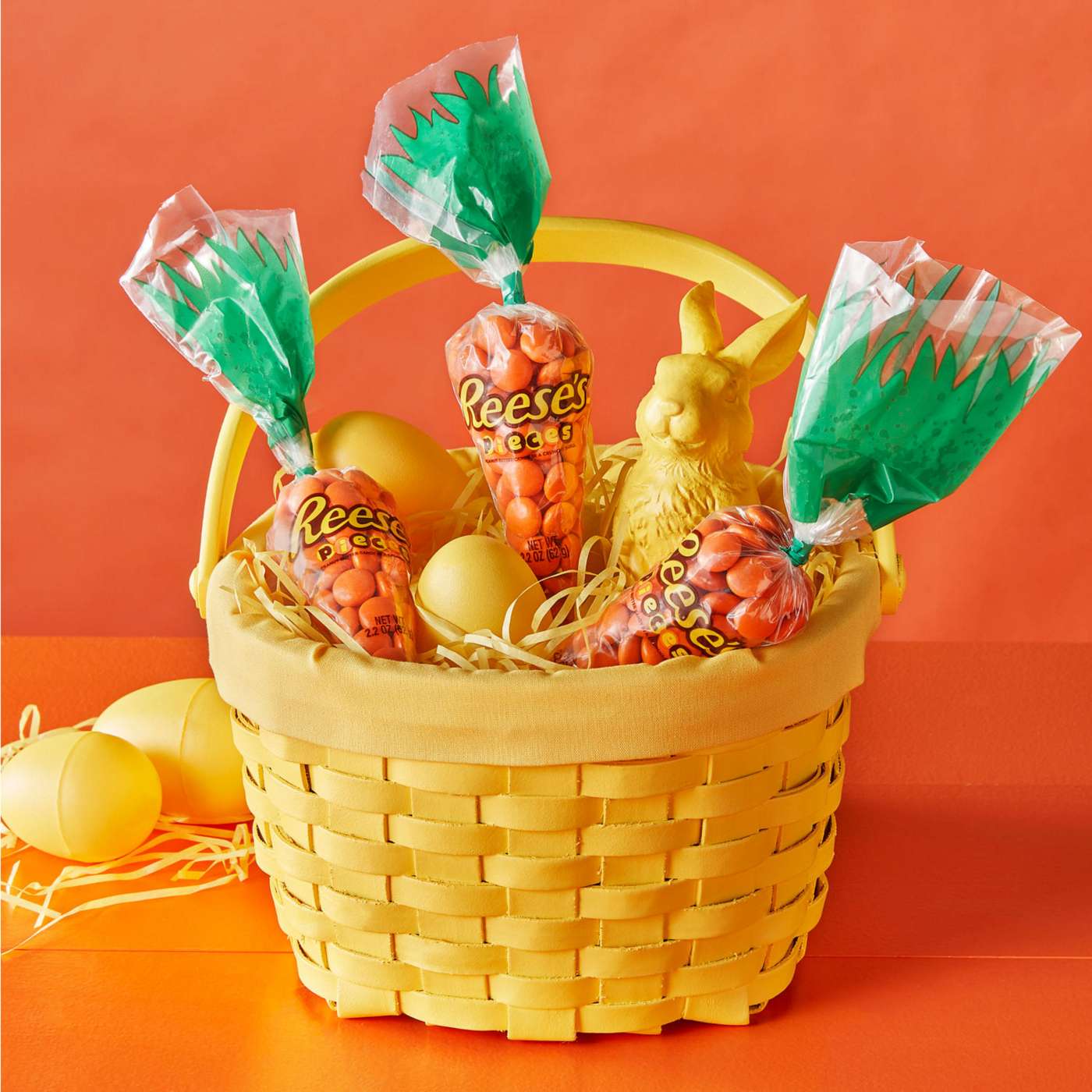 Reese's Pieces Peanut Butter in Crunchy Shell Easter Candy; image 6 of 8