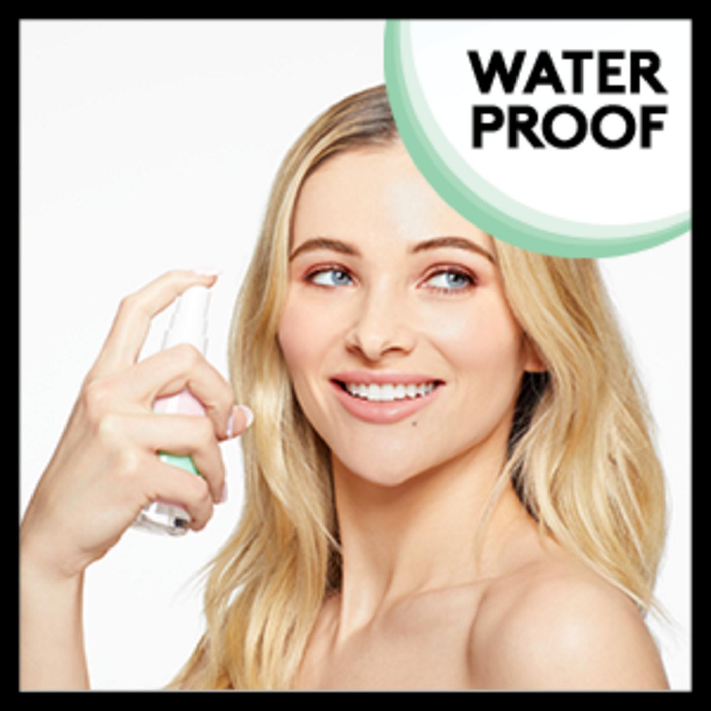 Covergirl Lash Blast Clean Waterproof Volume Mascara - Very Black; image 10 of 11