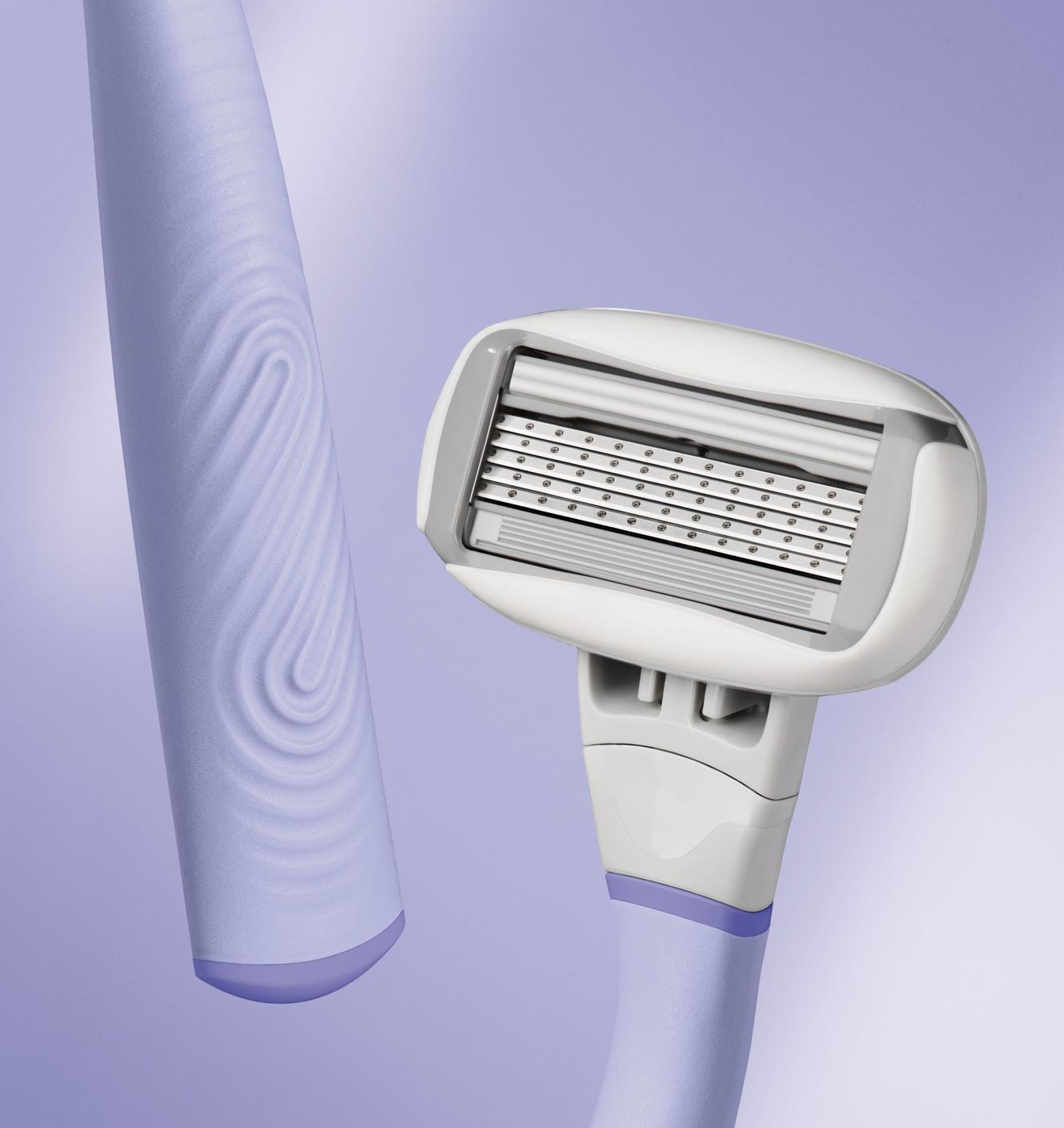 Flamingo Women’s 5 Blade Razor Kit - Lilac; image 6 of 9