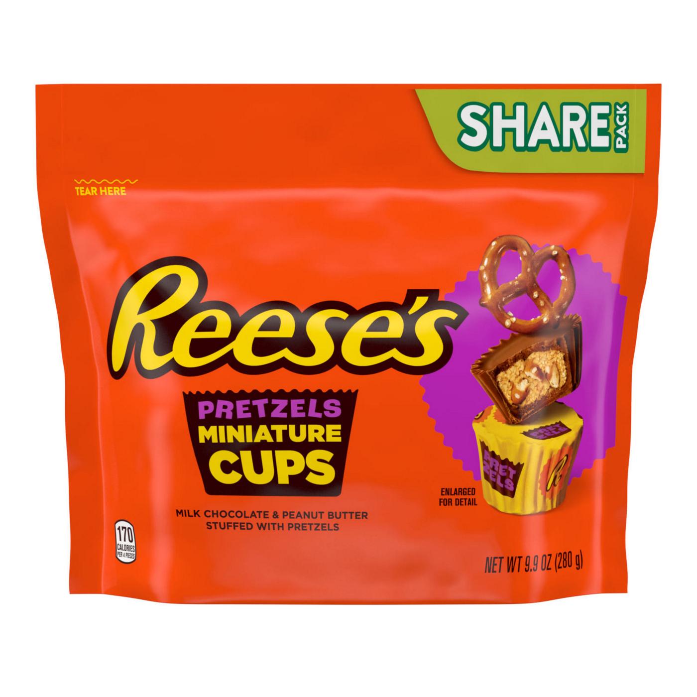 Reese's Miniatures Peanut Butter Cups with Pretzels Share Pack; image 1 of 3