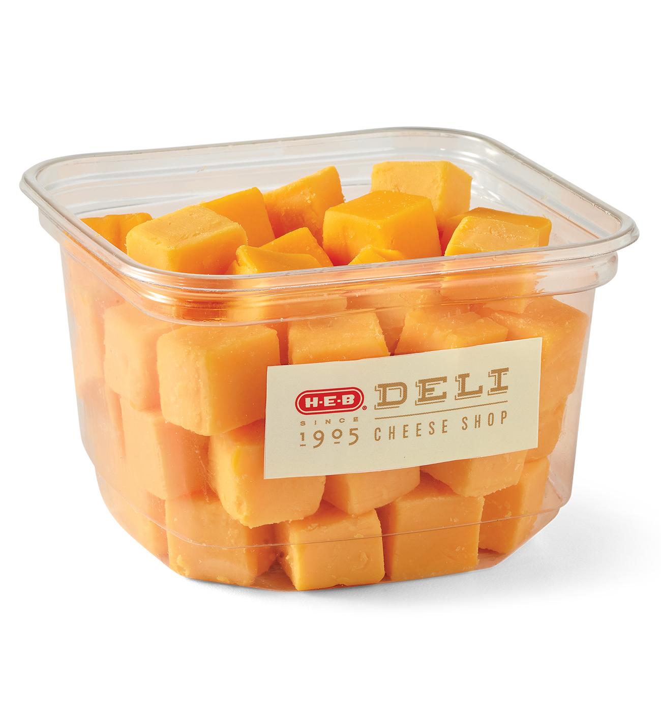 H-E-B Deli Artisan Yellow Cheddar Cheese Cubes; image 3 of 4