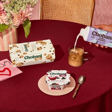 Chobani Flip Low-Fat Red Velvet Cupcake Greek Yogurt