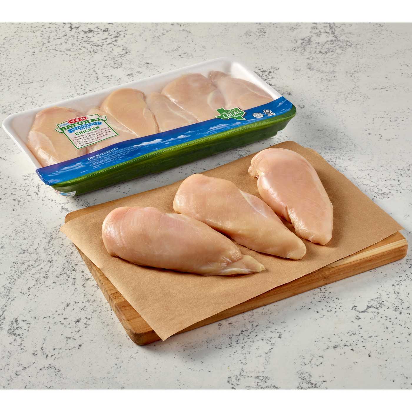 H-E-B Natural Boneless Chicken Breasts - Value Pack; image 3 of 4