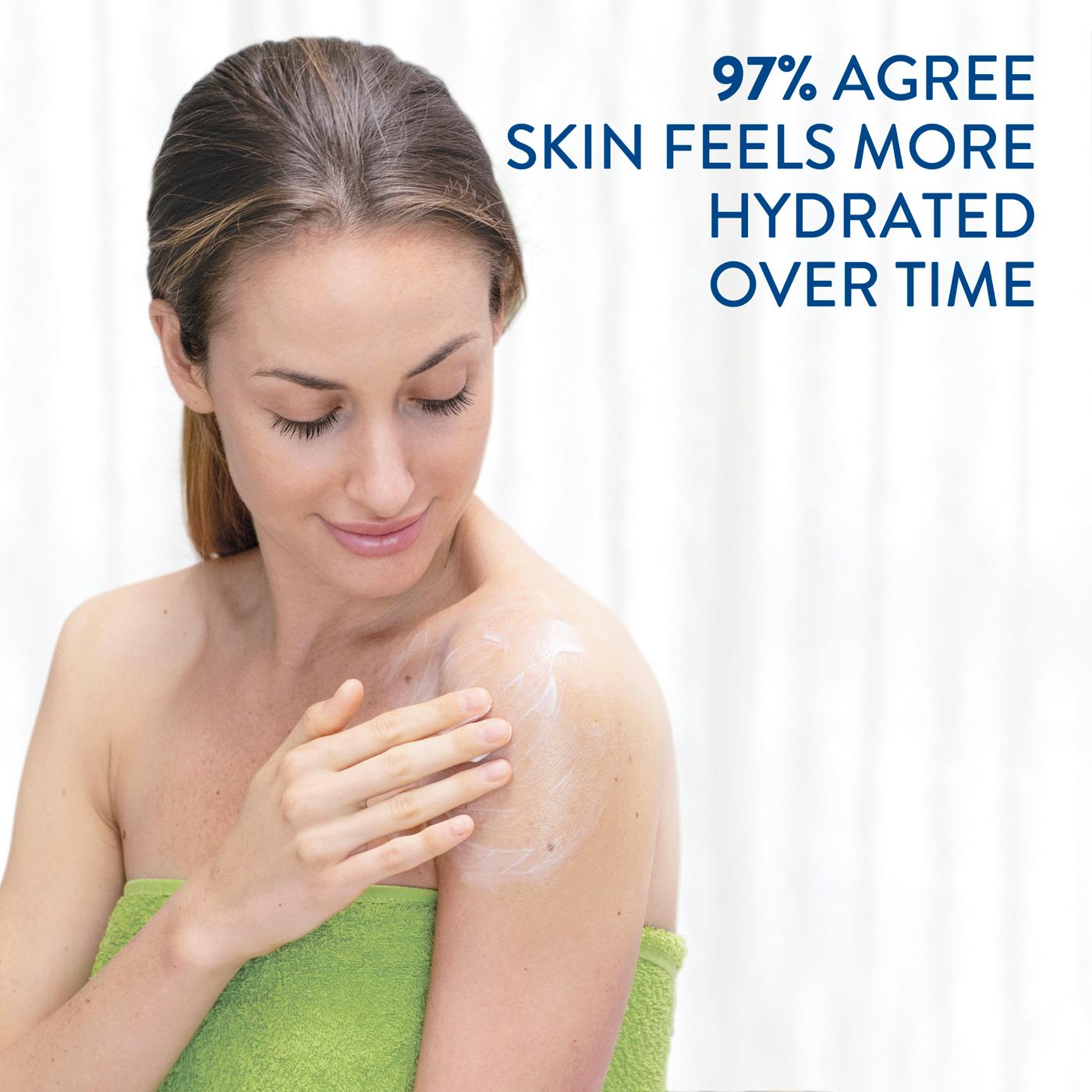 Cetaphil Moisturizing Cream; image 2 of 3