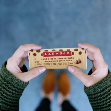 LÄRABAR Fruit & Nut Snack Bars - Chocolate Chip Cookie Dough