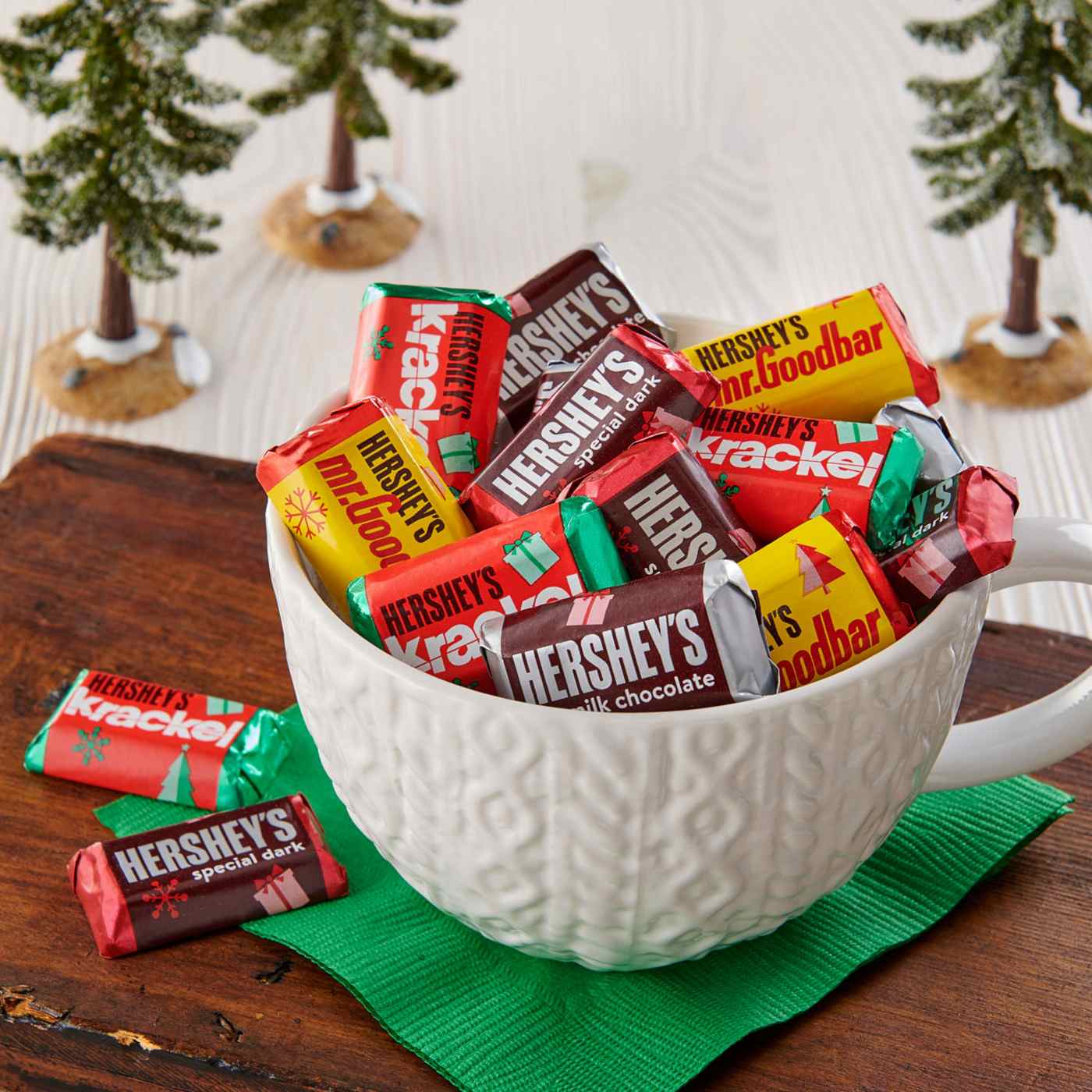 Hershey's Miniatures Assorted Chocolate Christmas Candy; image 2 of 8