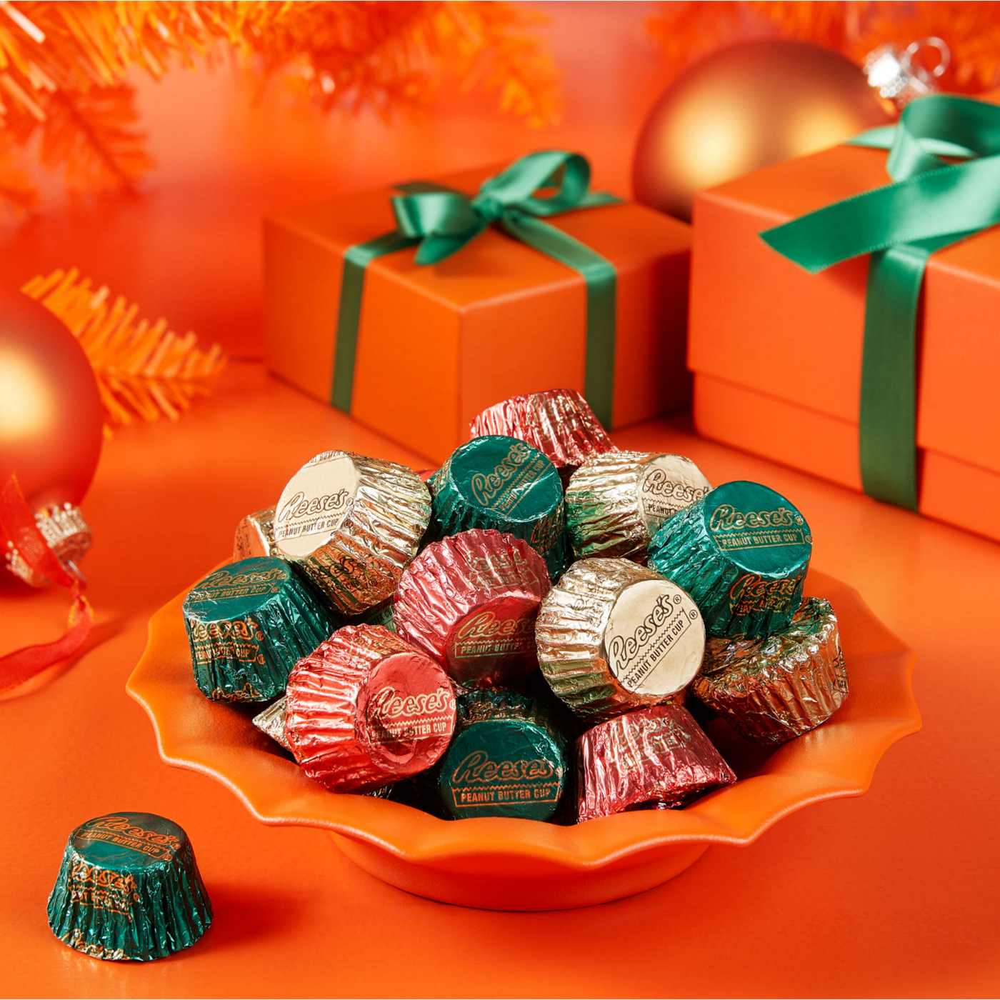 Reese's Milk Chocolate Peanut Butter Cups Christmas Candy; image 3 of 6