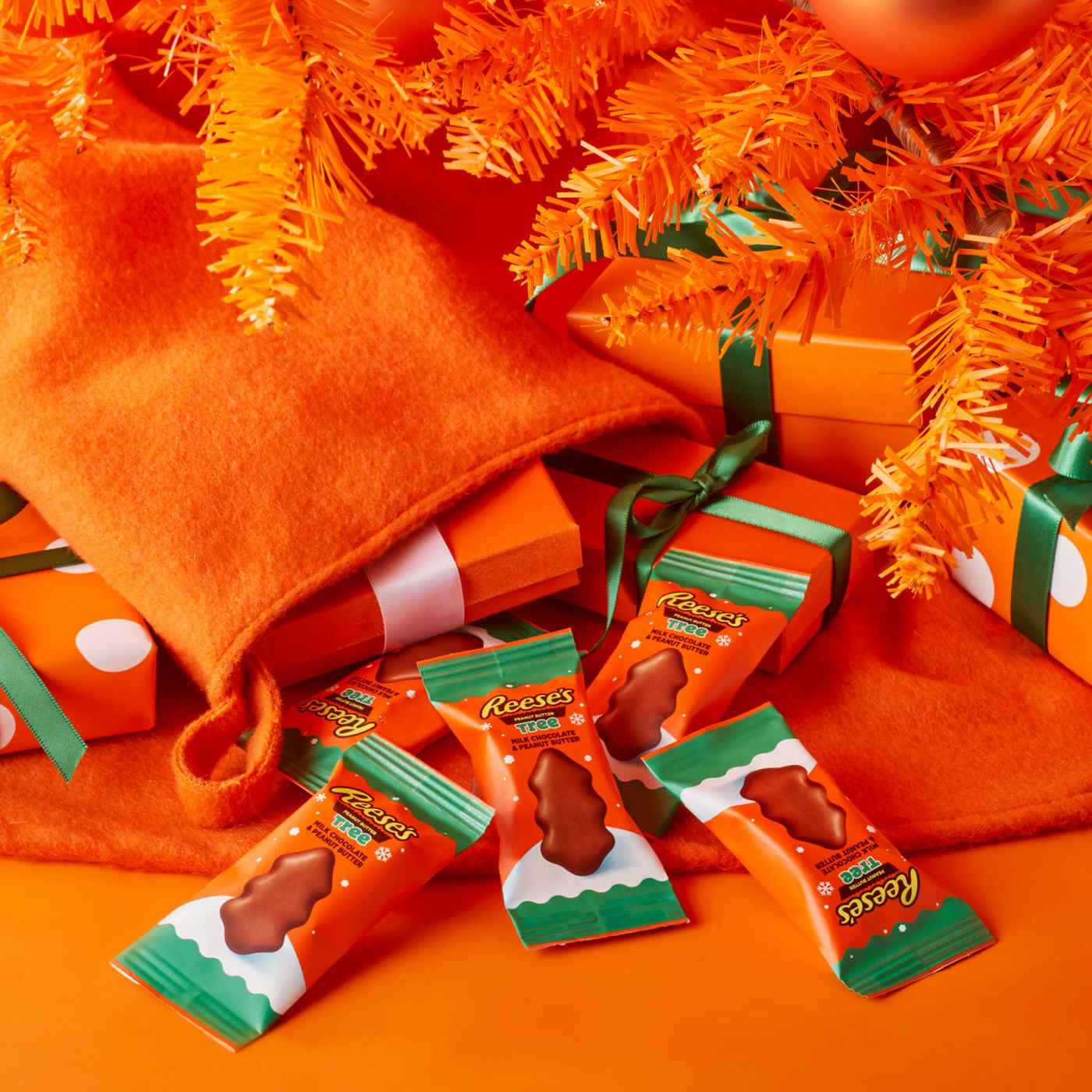 Reese's Peanut Butter Trees Snack Size Christmas Candy; image 7 of 7