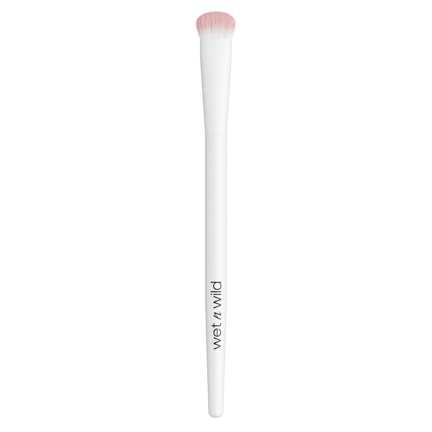 Wet n Wild Eyeshadow Brush; image 3 of 3