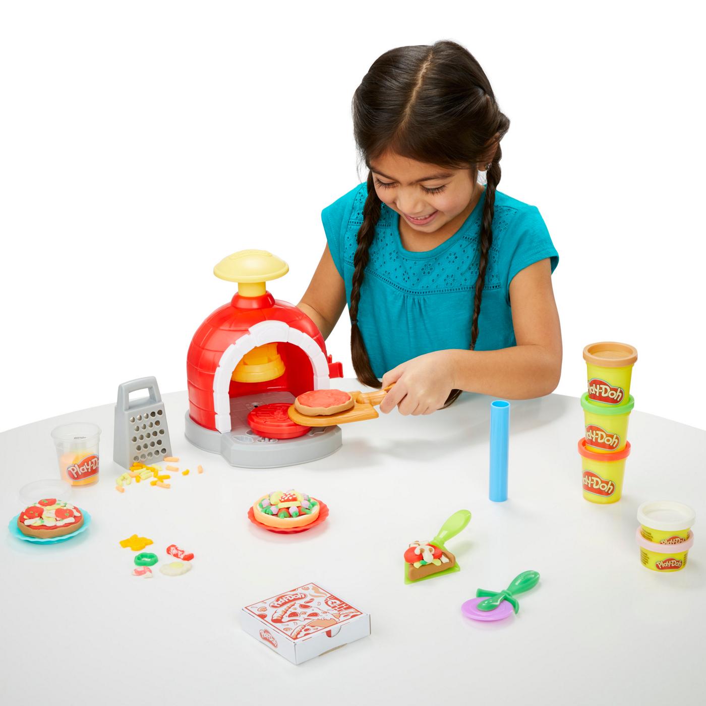 Play-Doh Kitchen Creations Pizza Oven Playset; image 7 of 8