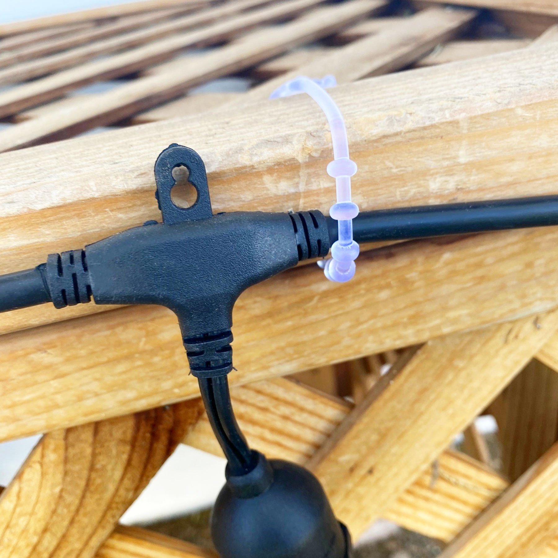 Simple Living Solutions ProDec Patio Lights Screw-In Hooks - Black - Shop  Hooks & Picture Hangers at H-E-B