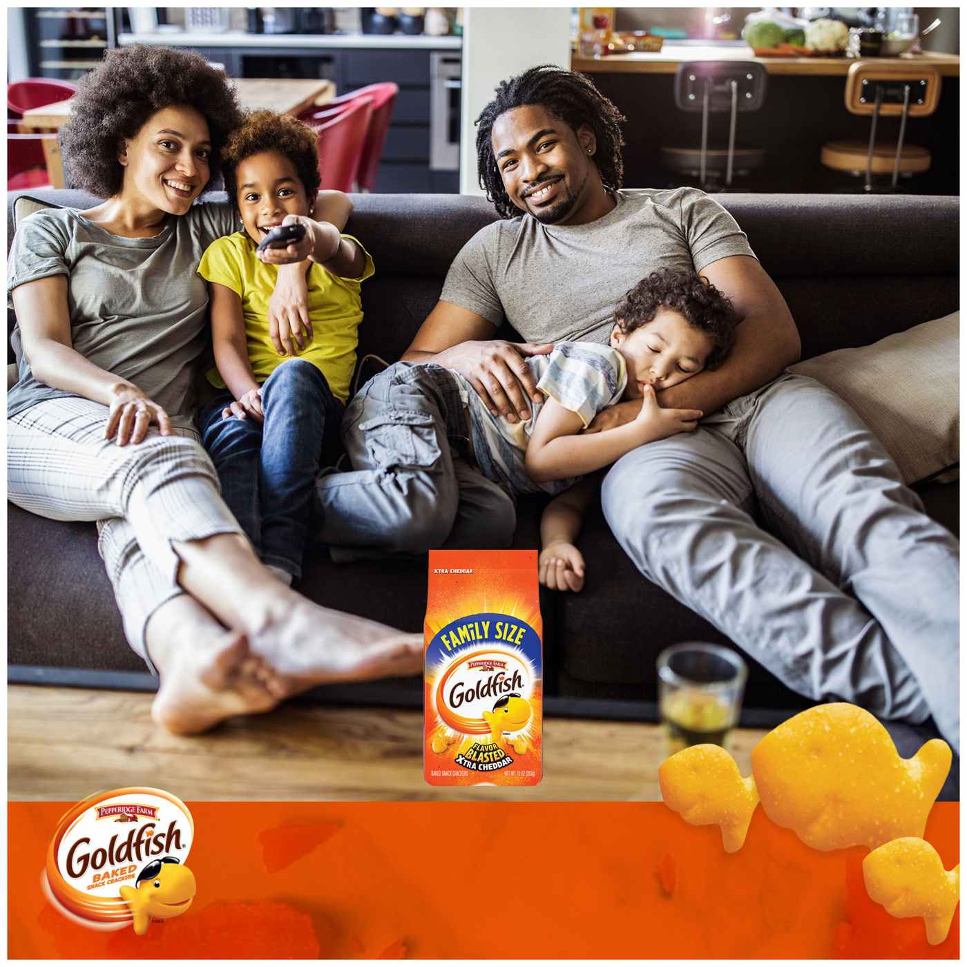 Goldfish Flavor Blasted Xtra Cheddar Crackers - Family Size; image 6 of 9
