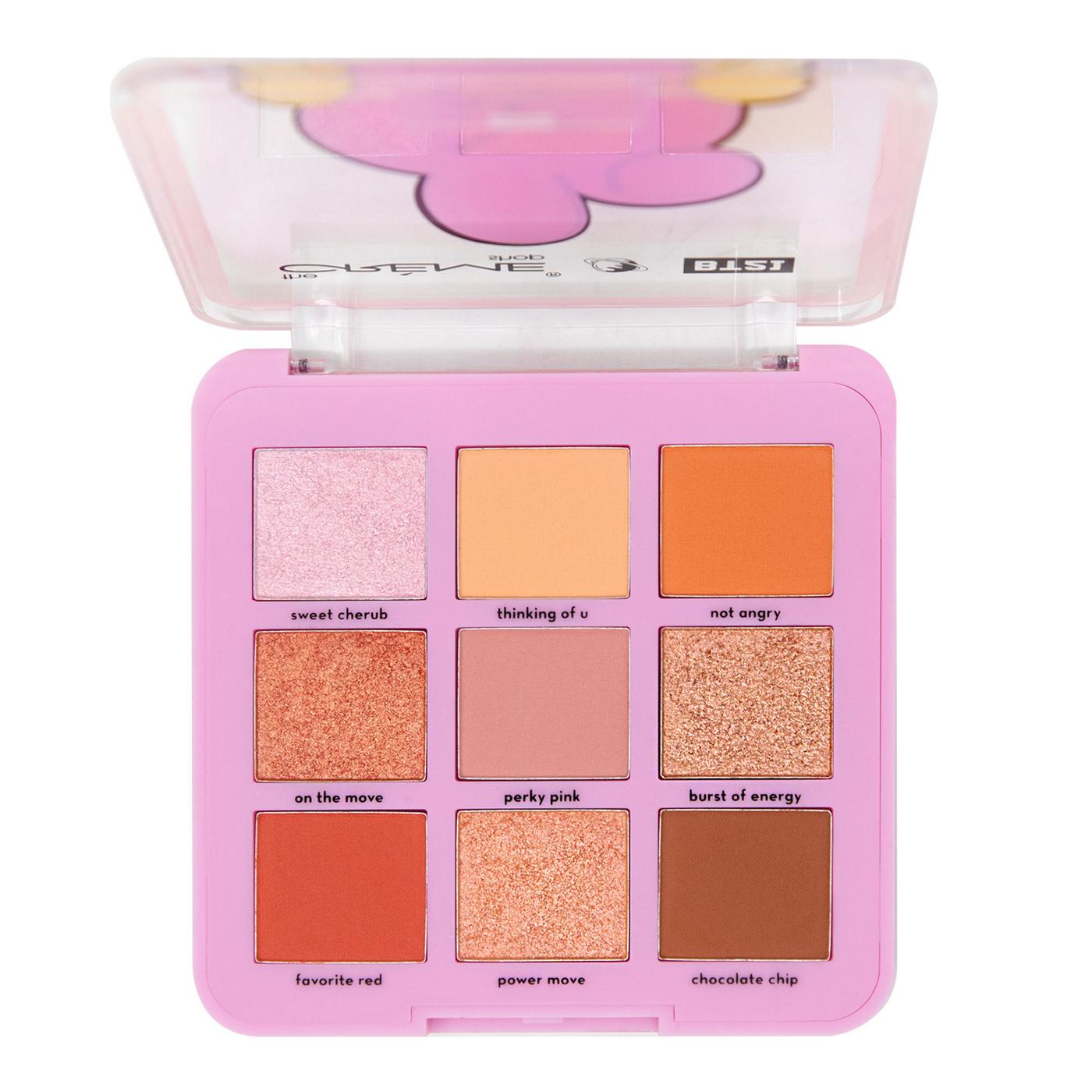 The Crème Shop BT21 Heart & Soul Eyeshadow Palette Cooky - Shop