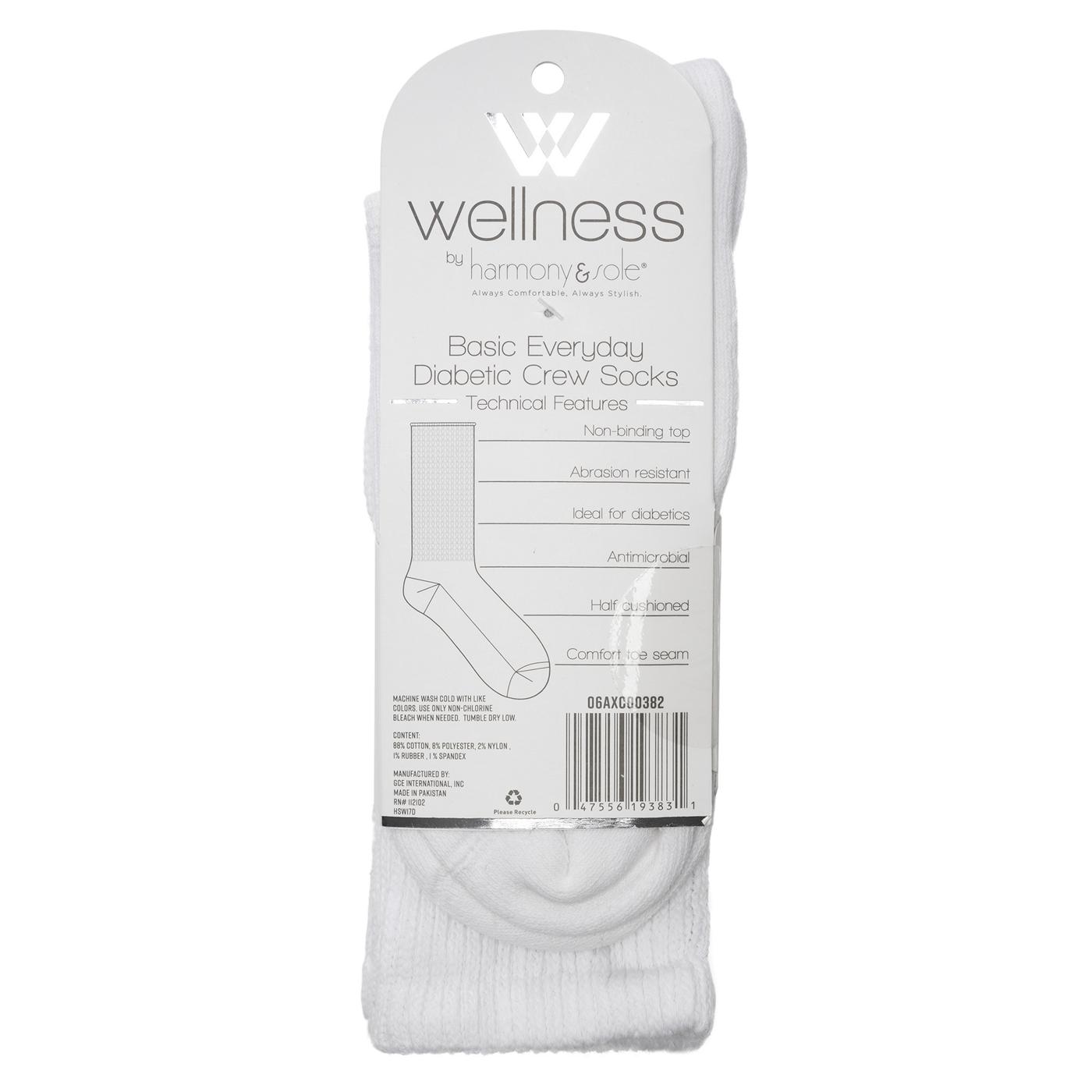 Wellness by Harmony & Sole Everyday Diabetic Crew Sock Unisex - White- 2 Pairs; image 3 of 4