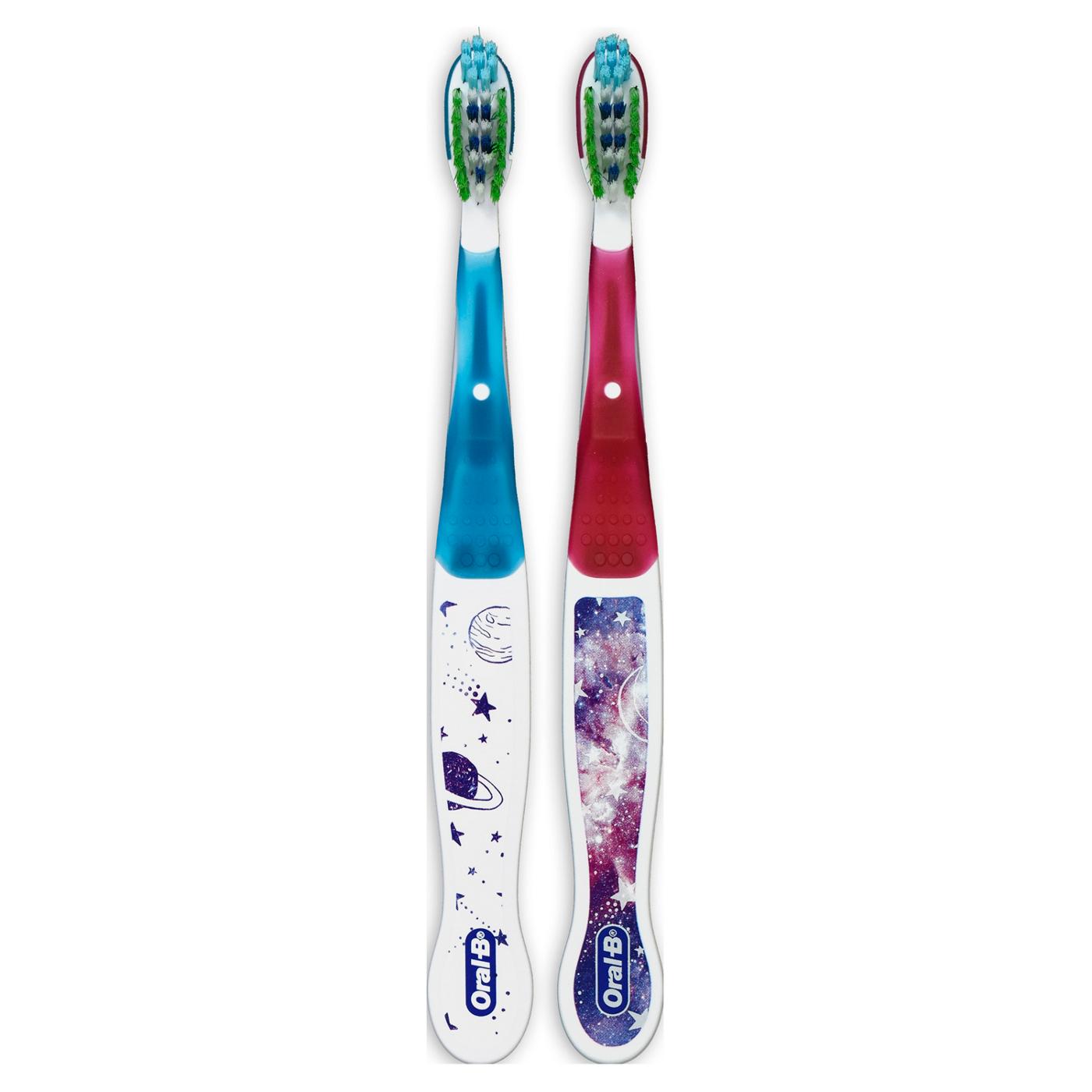 Oral-B Color Changing Soft Toothbrushes; image 8 of 9